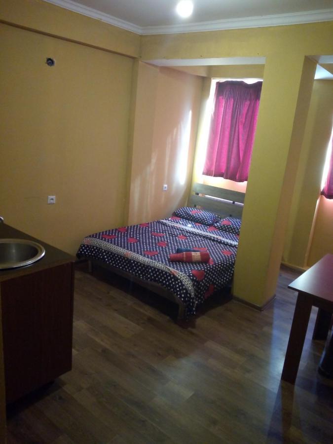 Vake-House Hotel Tbilisi Exterior photo